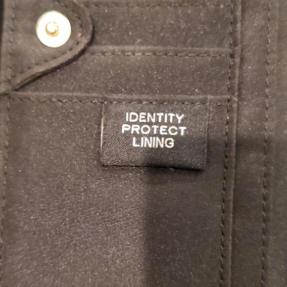 Red Wallet - Picture 4 of 5